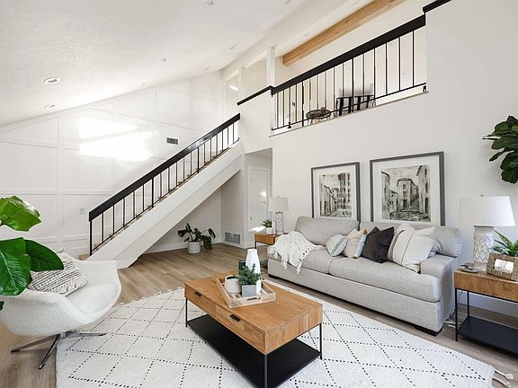 4th image of 7989 Montara Ave