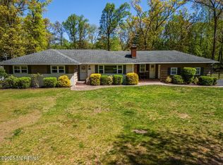 773 Nut Swamp Rd, Red Bank, NJ 07701