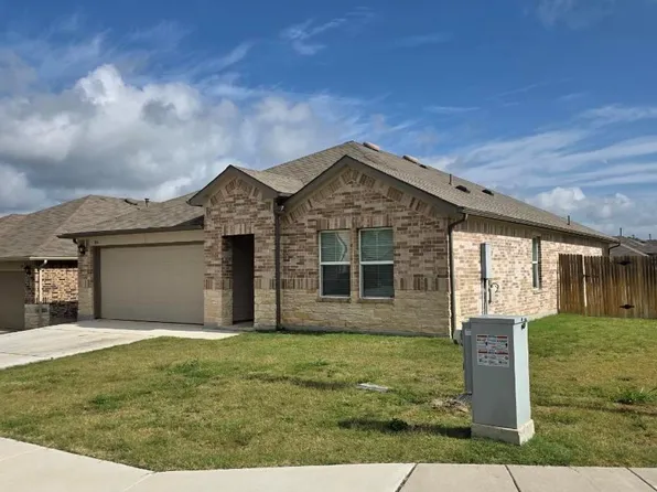 104 Pronghorn Cir, San Marcos, TX 78666