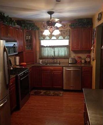 4th image of 168 Kensington Ave