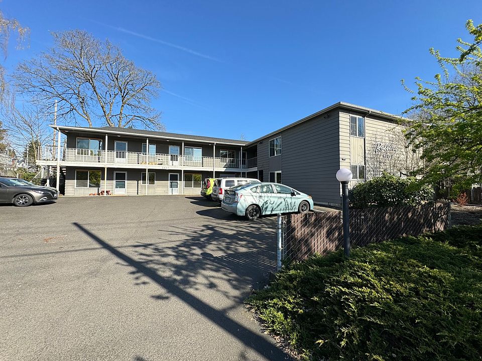 1st image of 2002 NE 46th Ave APT 3