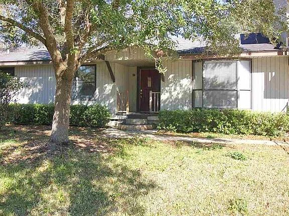 2nd image of 949 Dillon Dr
