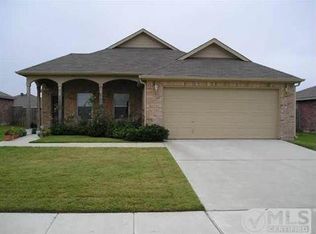 3004 Waterfront Dr, Sanger, TX 76266