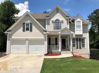 2978 Belfaire Lake Dr, Dacula, GA 30019