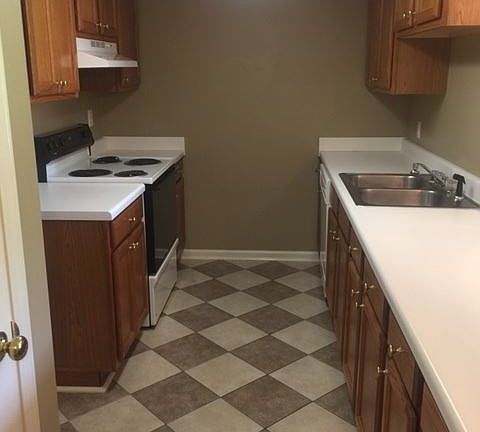 4th image of 5036 Cheshire Ct