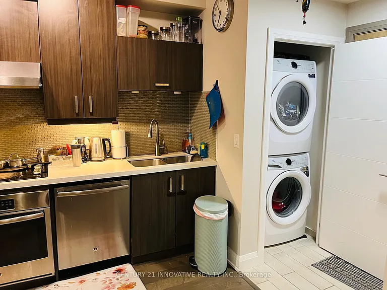 18 Uptown Dr #109 — Photo 7