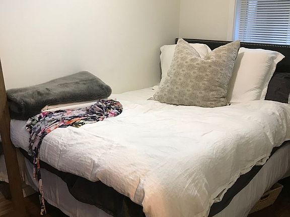 5th image of 110 W Florentia St APT 5