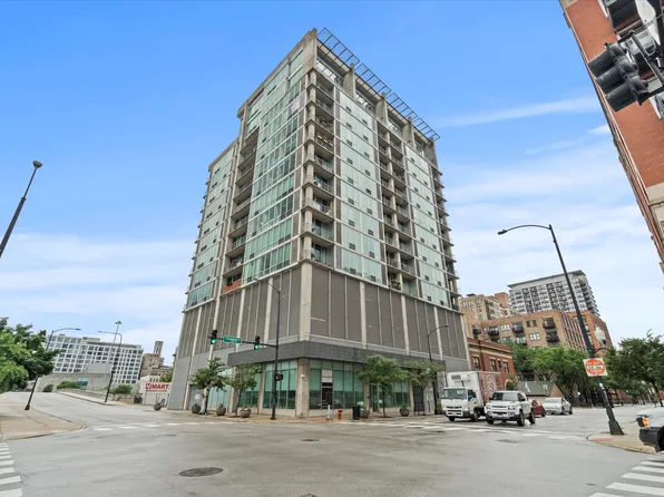 700 W Van Buren St APT 1109, Chicago, IL 60607