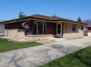 1600 Mackinac Ave, South Milwaukee, WI 53172