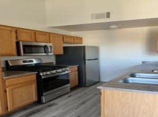 9437 Sandy Reef Ave, Las Vegas, NV 89147