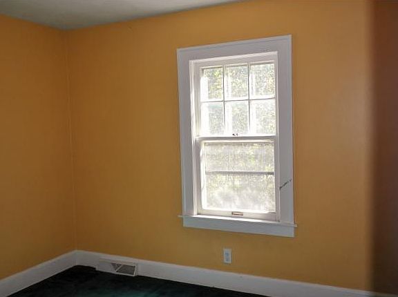 5th image of 4649 Vestal Pkwy E