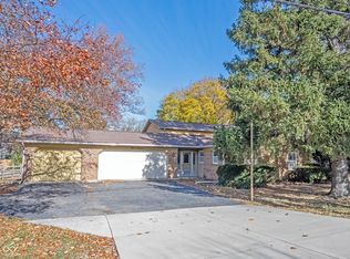 316 E City Center Dr, Carmel, IN 46032