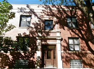2410 W Winnemac Ave #1W, Chicago, IL 60625