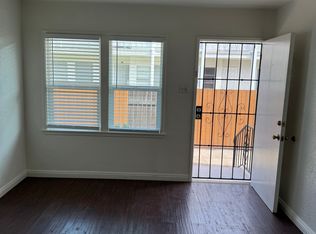 1501 E 3rd St APT D, Long Beach, CA 90802