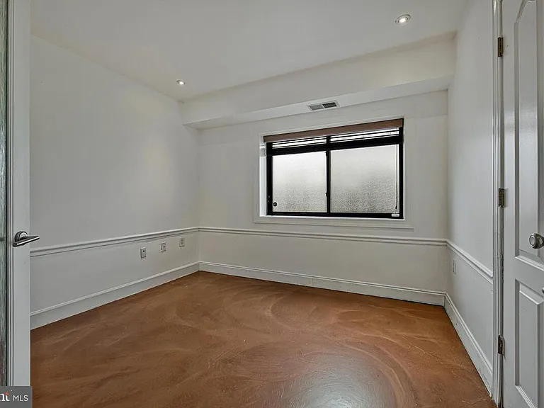 6302 Hil Mar Dr #6-2 — Photo 15