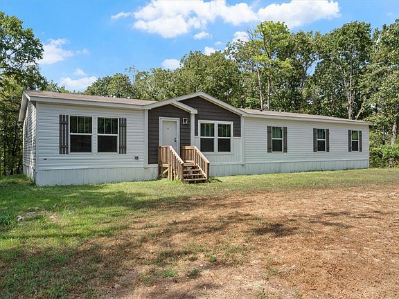 2nd image of 202 Silver Ridge Rd