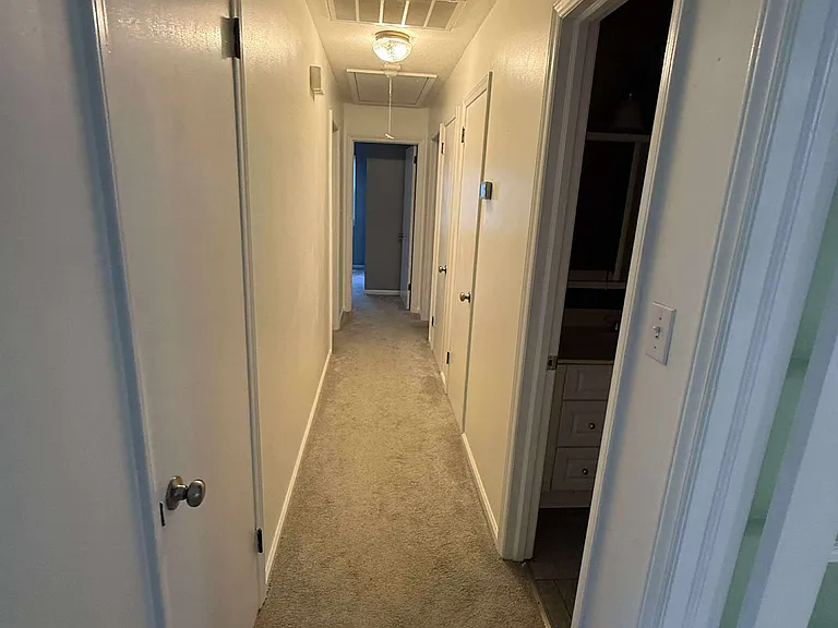 516 Oakview Rd — Photo 16