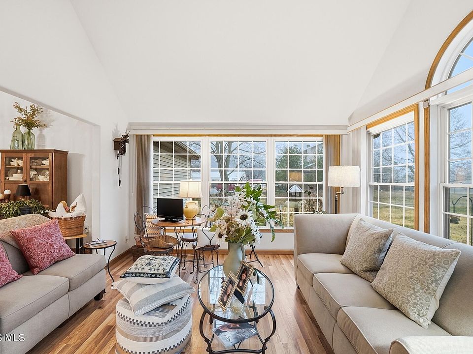 13th image of this home