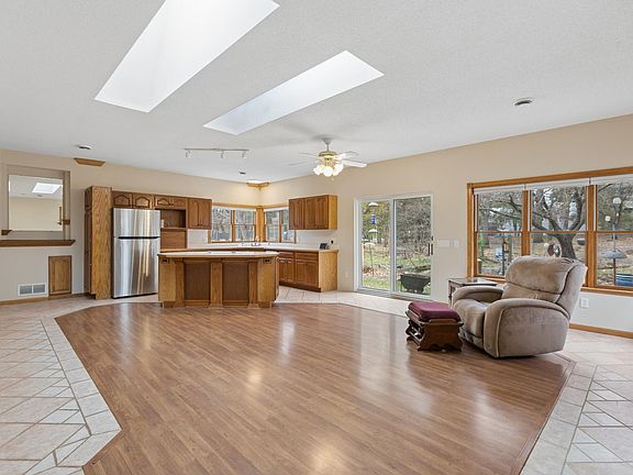 5th image of 17010 Zeolite St NW
