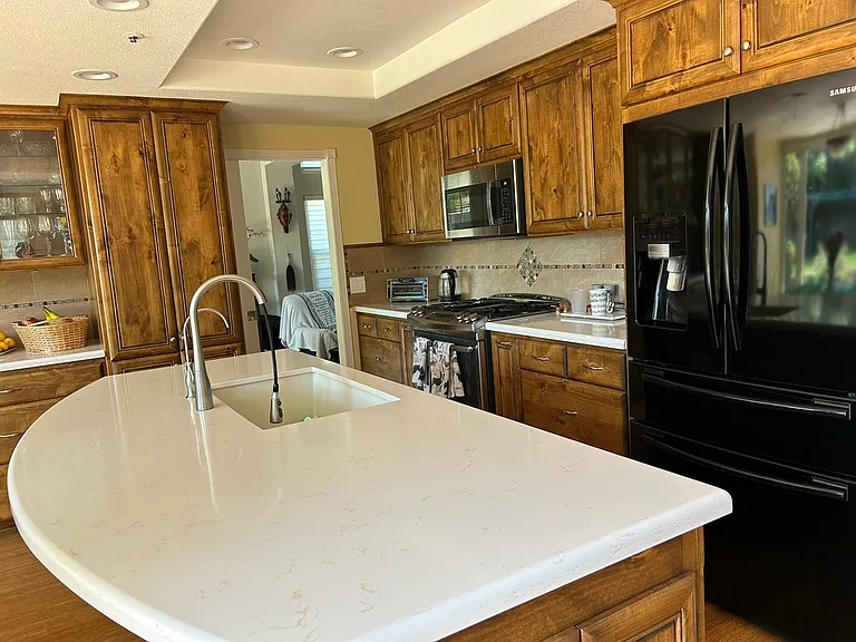 1407 Boxwood Ct — Photo 7