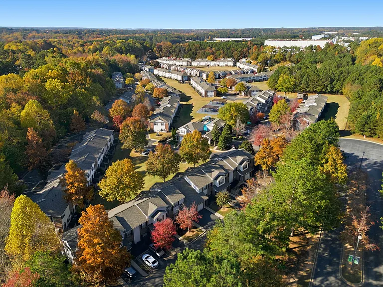 Battle Creek Village Townhomes — Photo 39