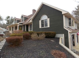 5 Balsam Brook Ln, Acushnet, MA 02743
