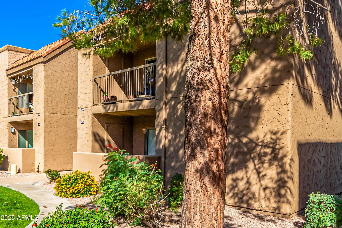 Building Photo - 8256 E Arabian Trl #126