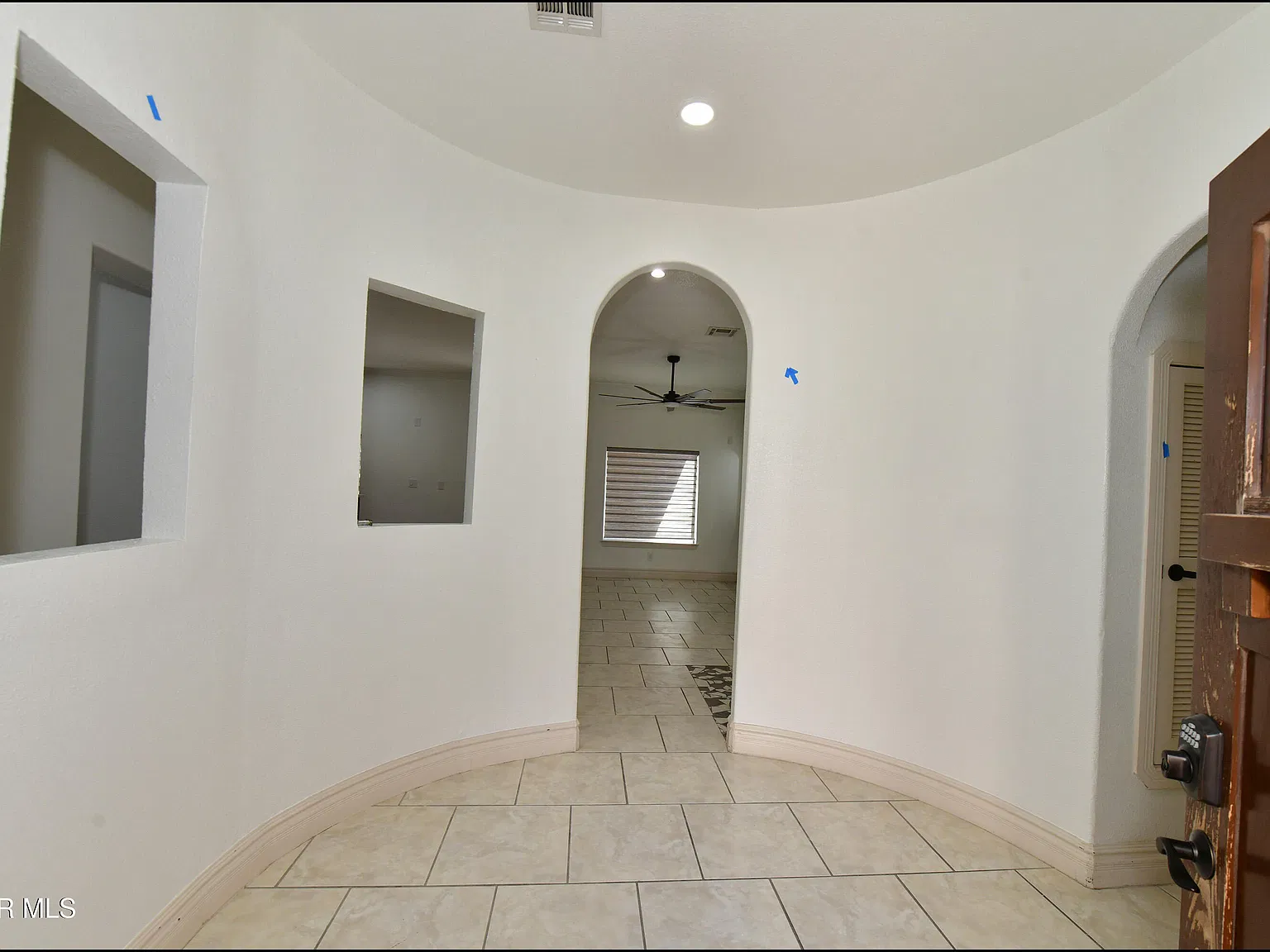 3 bed, 2.5 bath, 1891 sqft, $2,000 — Photo 4
