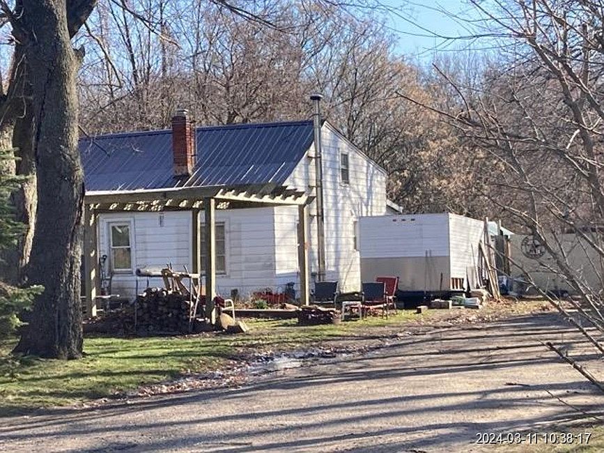 71263 State Line Rd, Edwardsburg, MI 49112 Zillow