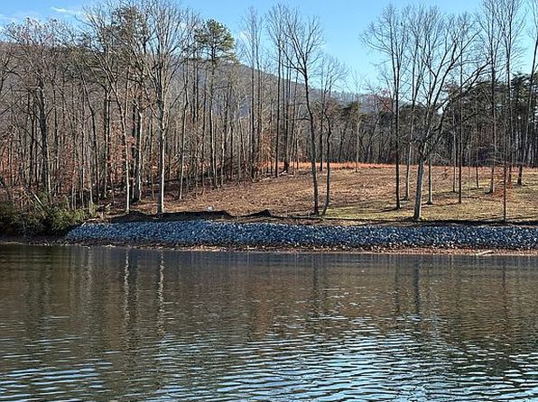 13 Sanctuary Pointe Dr