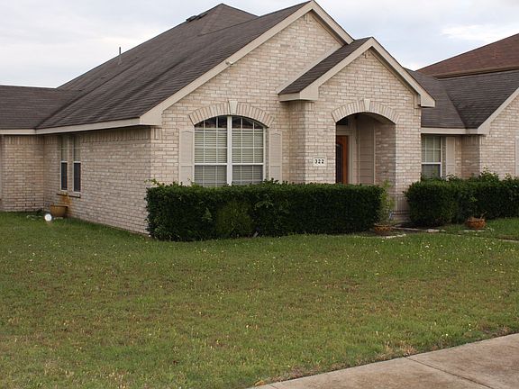 3rd image of 322 Sweetgum Dr