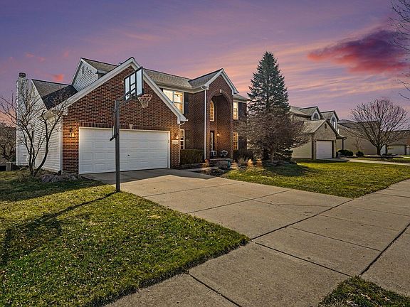 4th image of 1342 Carston Ln