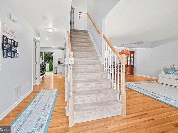 3rd image of 715 Ocean Gate Ave