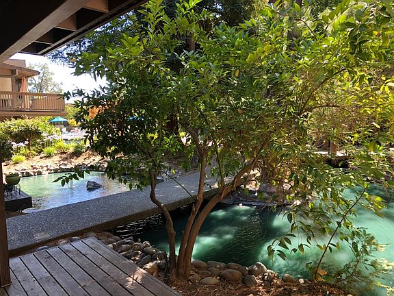 3rd image of 2468 Larkspur Ln APT 355