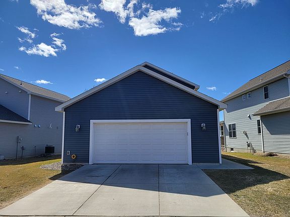 2nd image of 1790 Greenwood Valley Dr