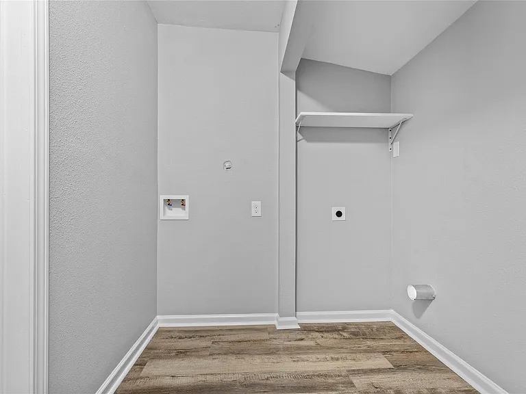 4838 Van Fleet St — Photo 15
