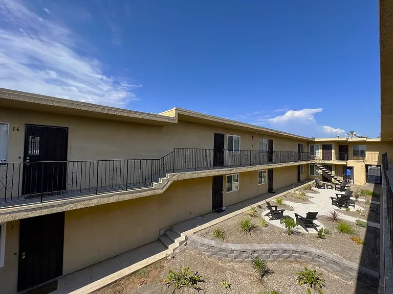 7791 Linda Vista Rd — Photo 15