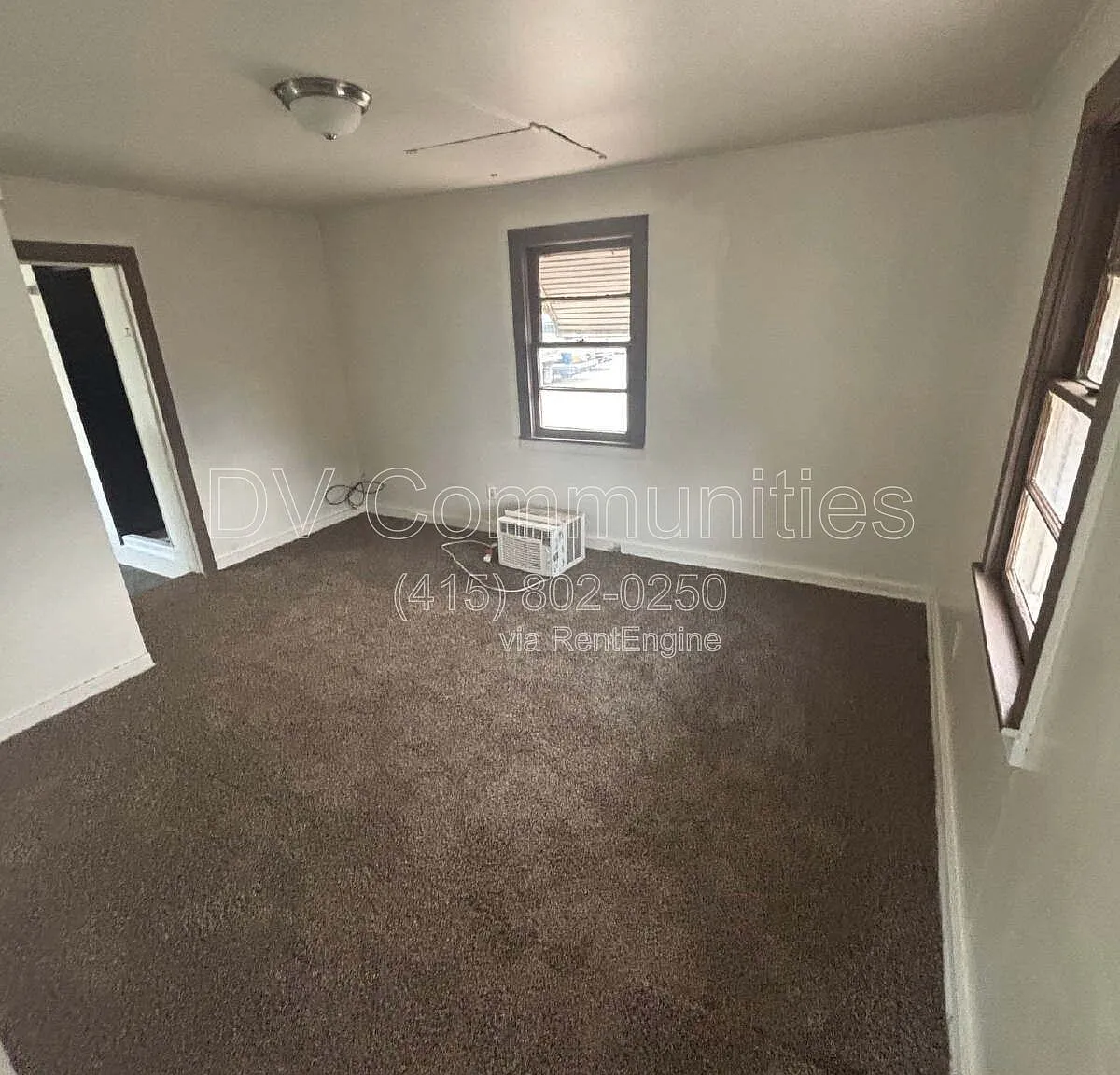 Studio, 1.0 bath, 400 sqft, $850 — Photo 2