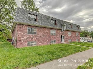 817 E Washington St APT 3, Belleville, IL 62220