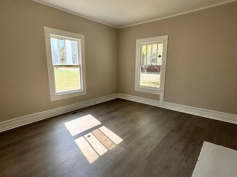 4801 Avenue S — Photo 4