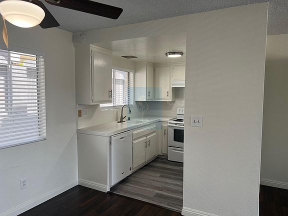 5th image of 226 S Lucia Ave #3