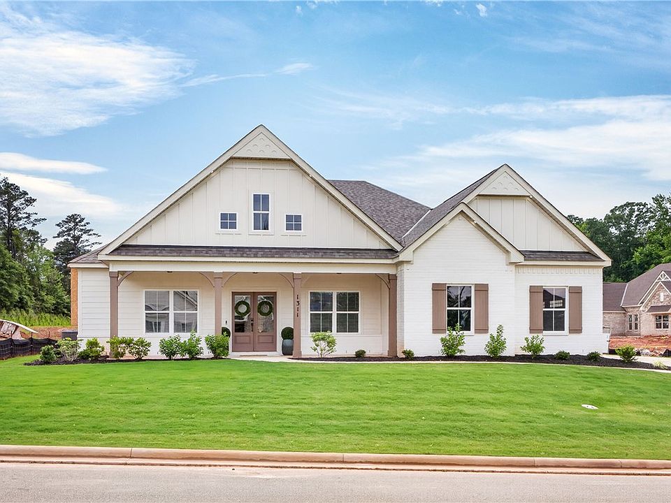 1st image of 1311 Hidden Lakes Dr