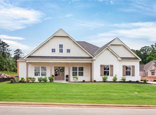 1311 Hidden Lakes Dr, Opelika, AL 36801