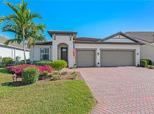 3865 Helmsman Dr, Naples, FL 34120
