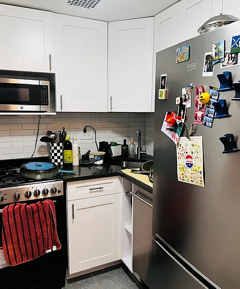160 W 16th St #1C — Photo 4