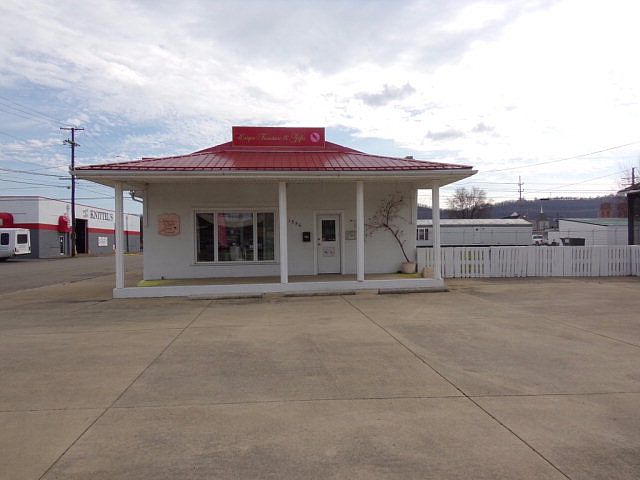 1st image of 1556 11th St