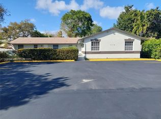 2319 S Johnson St #4, Hollywood, FL 33020