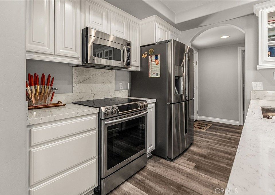 1st image of 23681 Country Villa Rd