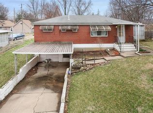 725 Garfield St, Leavenworth, KS 66048