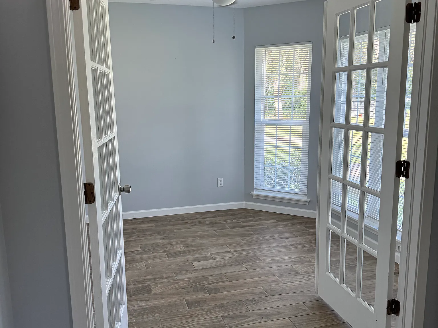 3 bed, 1743 sqft, $2,500 — Photo 2